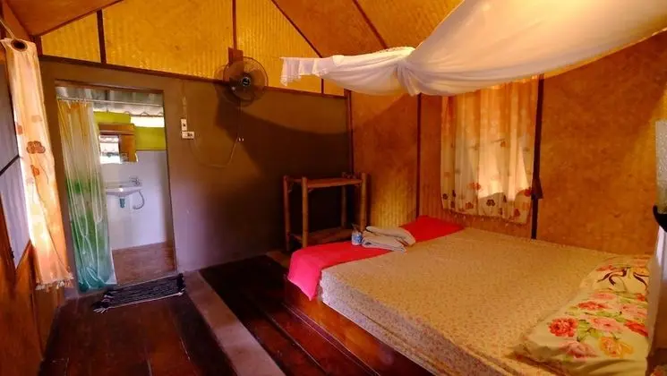 Cottage with Fan