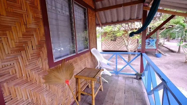 Cottage with Fan