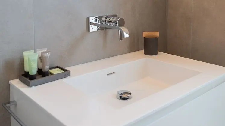 Premium Çatı Katı (Loft), Koy Manzaralı (Seaside Lodge/incl.80CHF cleaning fee)