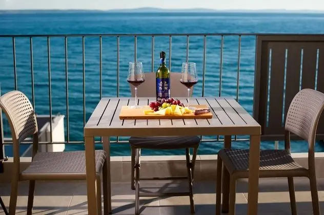 Apart Daire, Deniz Manzaralı (M9)