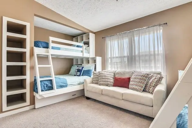 Sıra Ev, 3 Yatak Odası, Balkon, Okyanus Manzaralı