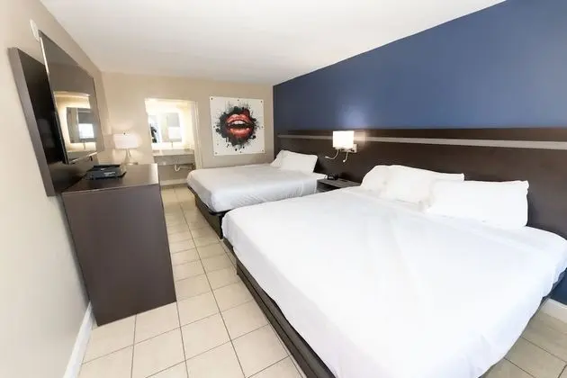 Two King Beds Room