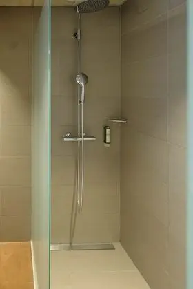 Comfort Tek Büyük Yataklı Oda (Grali 1,60)