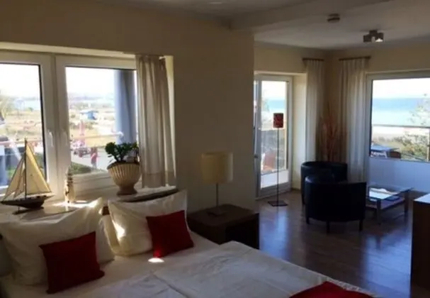 Tek Büyük Yataklı Oda, Balkon, Plaj Manzaralı (Nr. 1)