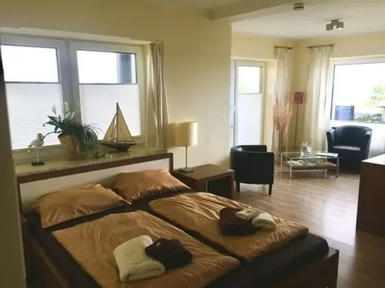 Tek Büyük Yataklı Oda, Balkon, Plaj Manzaralı (Nr. 1)
