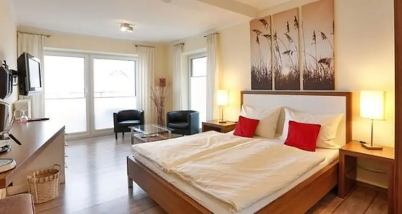 Tek Büyük Yataklı Oda, Balkon, Plaj Manzaralı (Nr. 3)