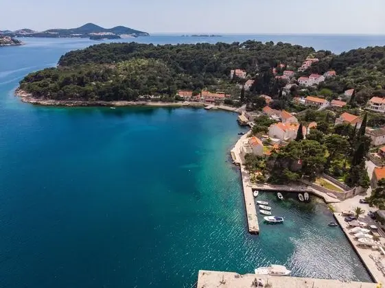 Stüdyo (Studio Apartment with Private Beach a)