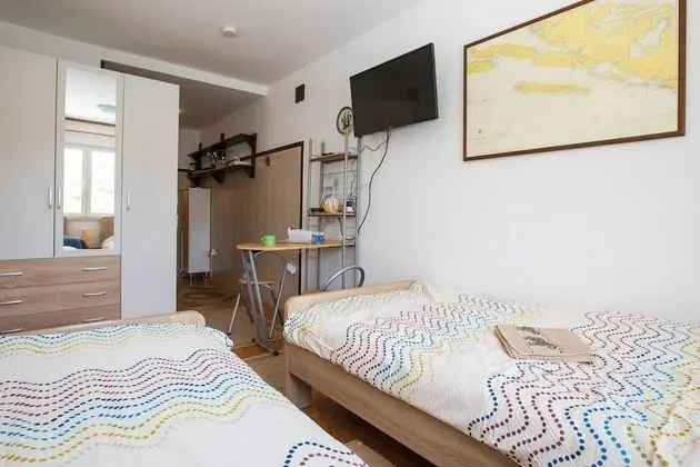 Stüdyo (Studio Apartment with Private Beach a)