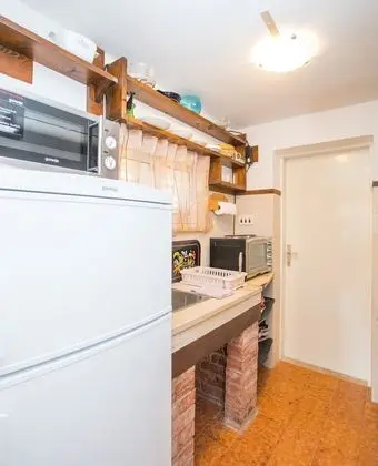 Stüdyo (Studio Apartment with Private Beach a)