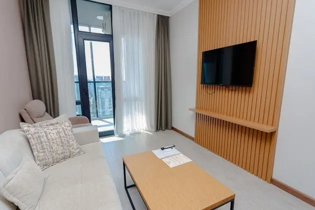 Junior Oda, Şehir Manzaralı
