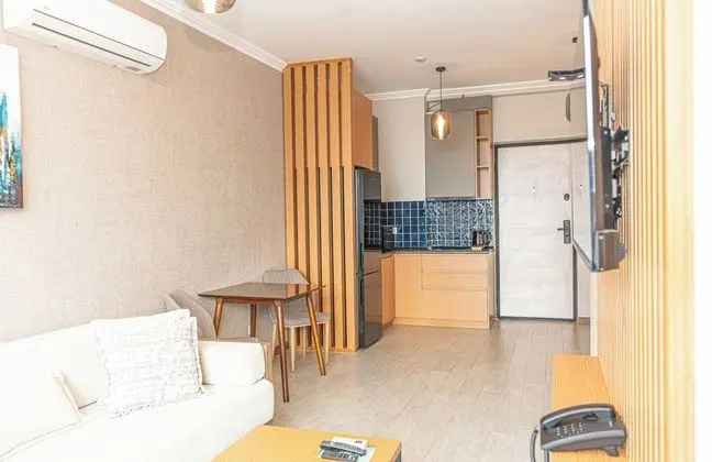 Junior Oda, Şehir Manzaralı