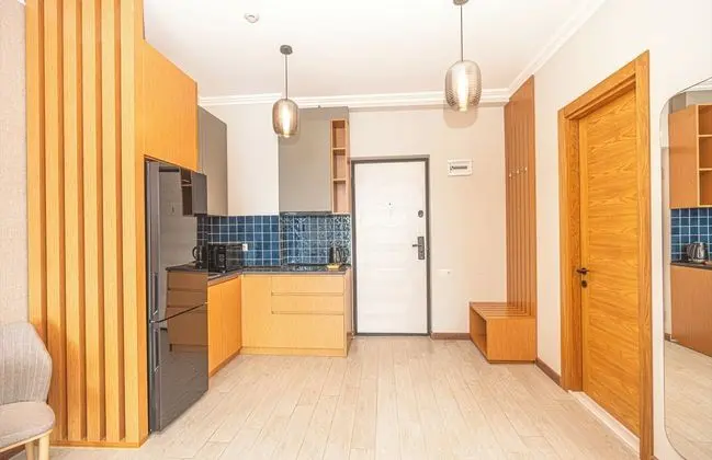 Junior Oda, Şehir Manzaralı