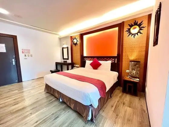 Deluxe Tek Büyük Yataklı Oda, Küvet, Dağ Manzaralı