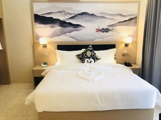 Deluxe Tek Büyük Yataklı Oda