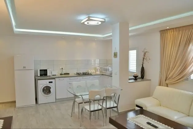 Apart Daire, 2 Yatak Odası, Kısmi Deniz Manzaralı