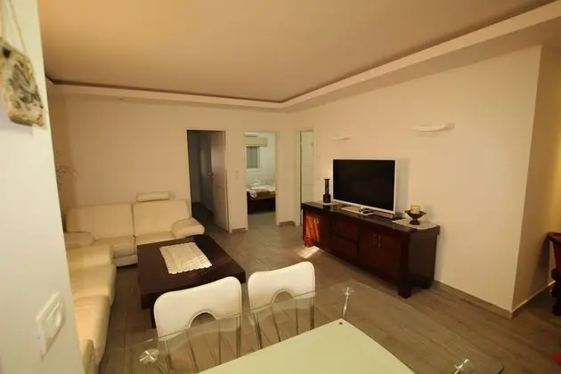 Apart Daire, 2 Yatak Odası, Kısmi Deniz Manzaralı
