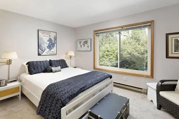 Daire (Seasons Four #172 Two bedroom plus lo)