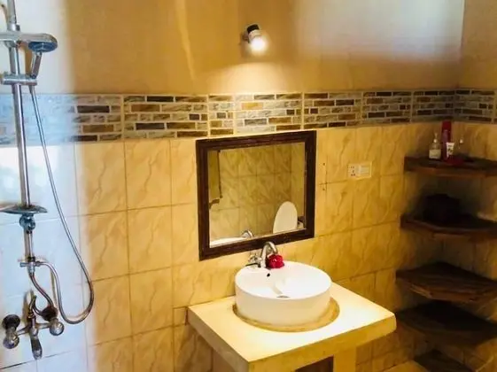 Basic Üç Kişilik Oda, Deniz Manzaralı