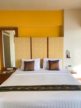 Suite room