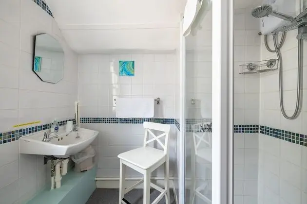 Tek Büyük Yataklı Oda, Deniz Manzaralı (Room 6)