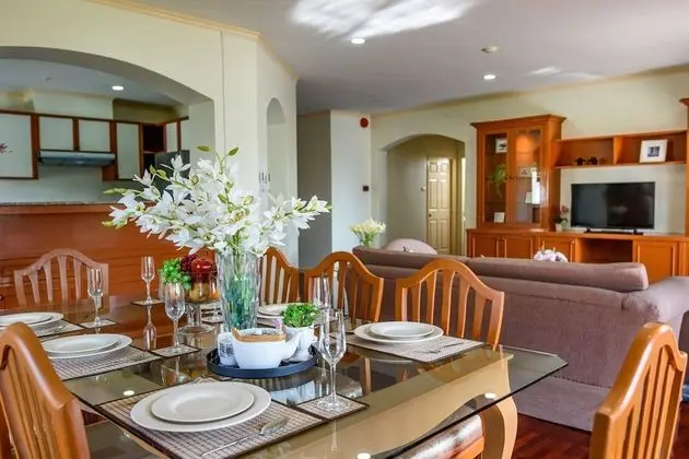 2-Bedroom Apartment