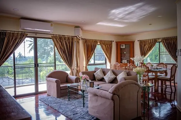 2-Bedroom Apartment