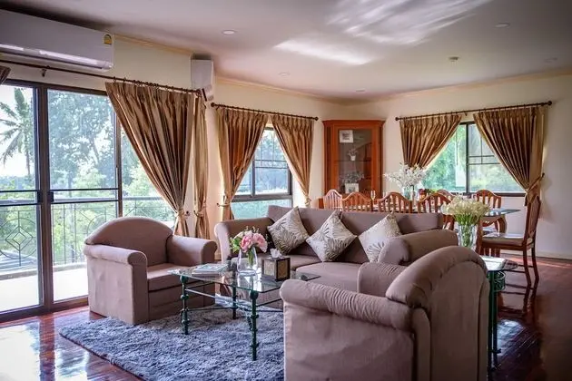 2-Bedroom Apartment