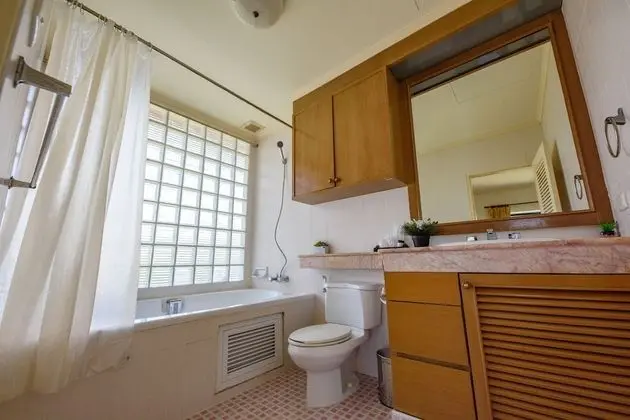 2-Bedroom Apartment