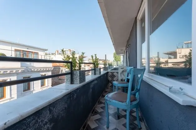 City Tek Büyük Yataklı Oda