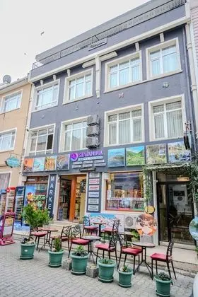 City Tek Büyük Yataklı Oda