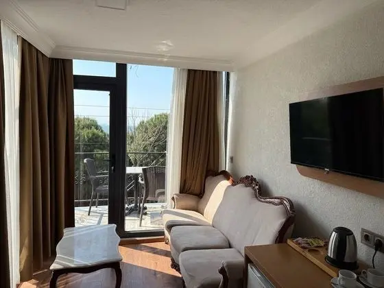 Family Room for Four People with Sea View and Balcony