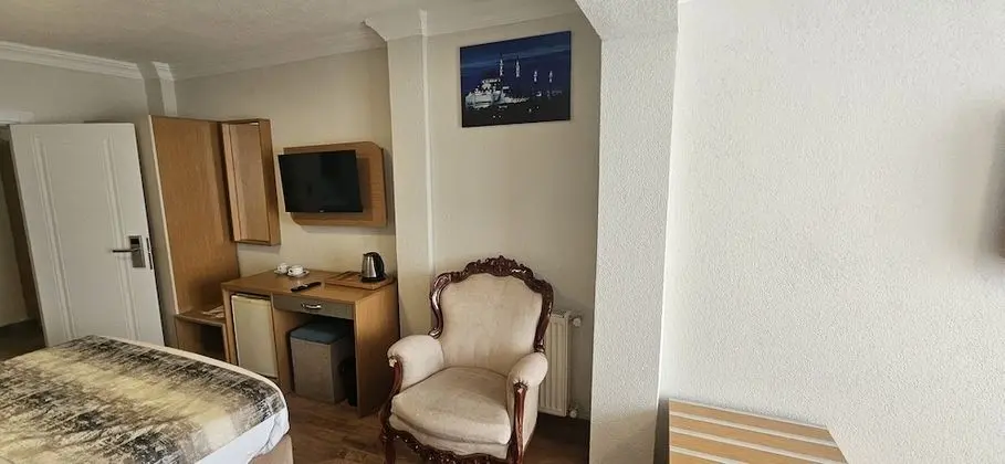 Family Room for Four People with Sea View and Balcony