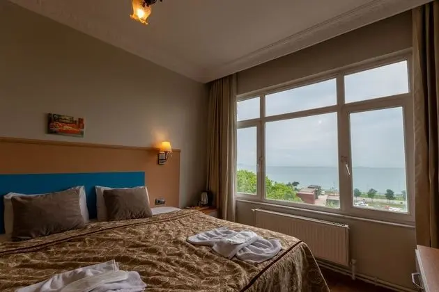Standard Tek Büyük Yataklı Oda