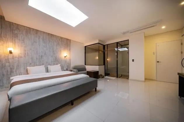 Deluxe Double Room, No Smoking, No Food Allowed, Base and Max 2 person