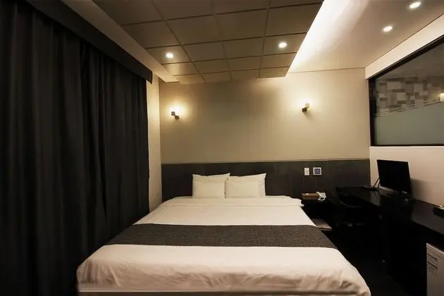 Superior Double Room, No Smoking, No Food Allowed, Base and Max 2 person