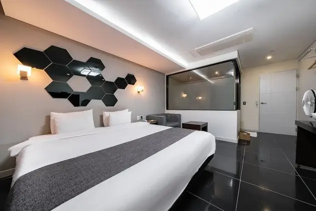 Superior Double Room, No Smoking, No Food Allowed, Base and Max 2 person