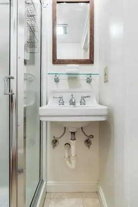 Deluxe Oda, 1 Büyük (Queen) Boy Yatak, Özel Banyo (Room 105, Terrace)