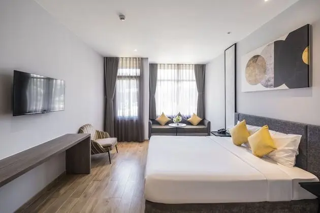 Premium Tek Büyük Yataklı Oda, Bahçe Manzaralı (Deluxe)