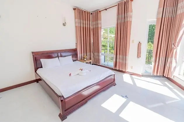 Premier Villa