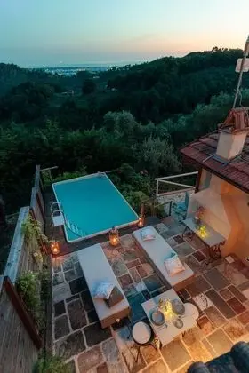 Villa, Sigara İçilebilir