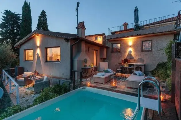 Villa, Sigara İçilebilir