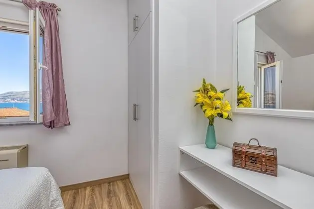 Family Apart Daire, 1 Çift Kişilik Yatak ve Çekyat, Bahçeli (Seaview Apartment Mihaela)