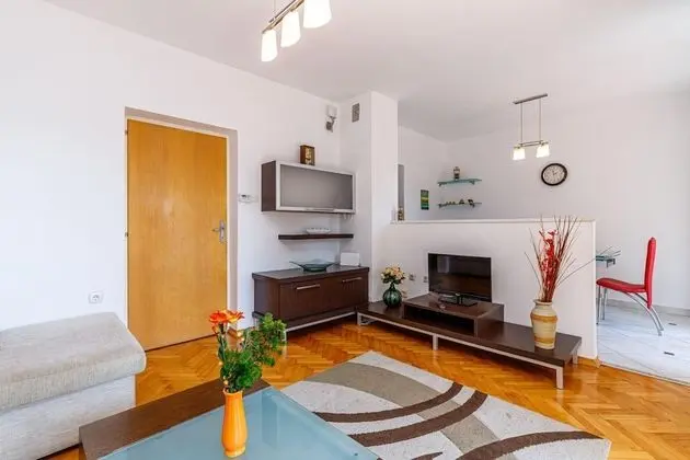 Family Apart Daire, Birden Çok Yatak, 2 Banyolu, Bahçeli (Seaview Apartment Tina Krk island)