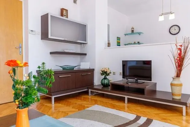 Family Apart Daire, Birden Çok Yatak, 2 Banyolu, Bahçeli (Seaview Apartment Tina Krk island)