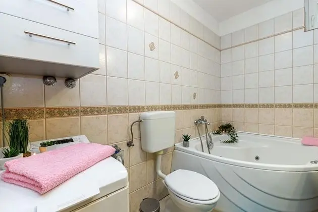 Family Apart Daire, Birden Çok Yatak, 2 Banyolu, Bahçeli (Seaview Apartment Tina Krk island)