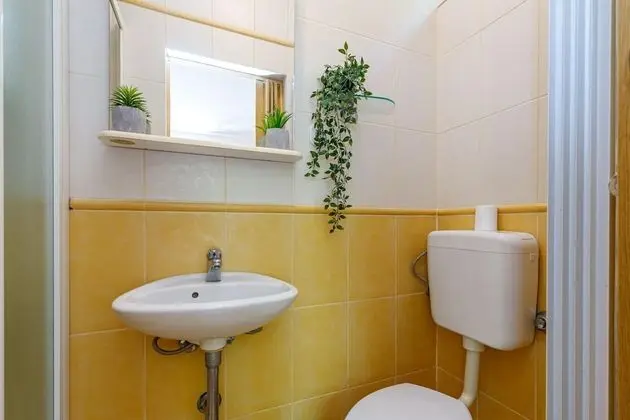 Family Apart Daire, Birden Çok Yatak, 2 Banyolu, Bahçeli (Seaview Apartment Tina Krk island)