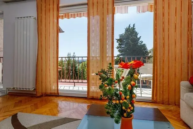 Family Apart Daire, Birden Çok Yatak, 2 Banyolu, Bahçeli (Seaview Apartment Tina Krk island)