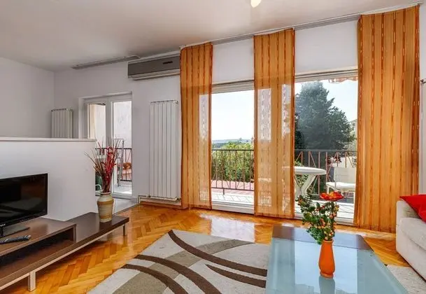 Family Apart Daire, Birden Çok Yatak, 2 Banyolu, Bahçeli (Seaview Apartment Tina Krk island)