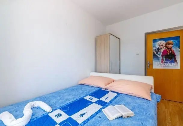 Family Apart Daire, Birden Çok Yatak, 2 Banyolu, Bahçeli (Seaview Apartment Tina Krk island)