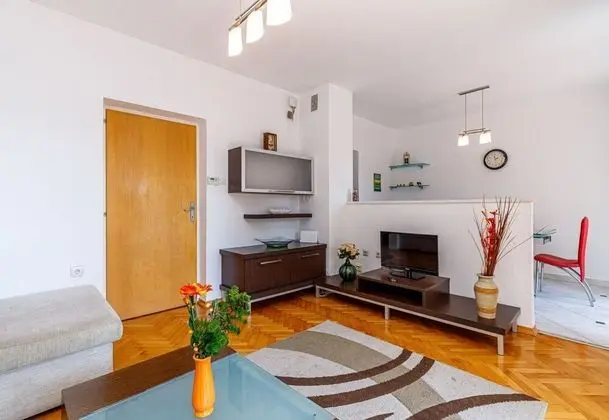 Family Apart Daire, Birden Çok Yatak, 2 Banyolu, Bahçeli (Seaview Apartment Tina Krk island)